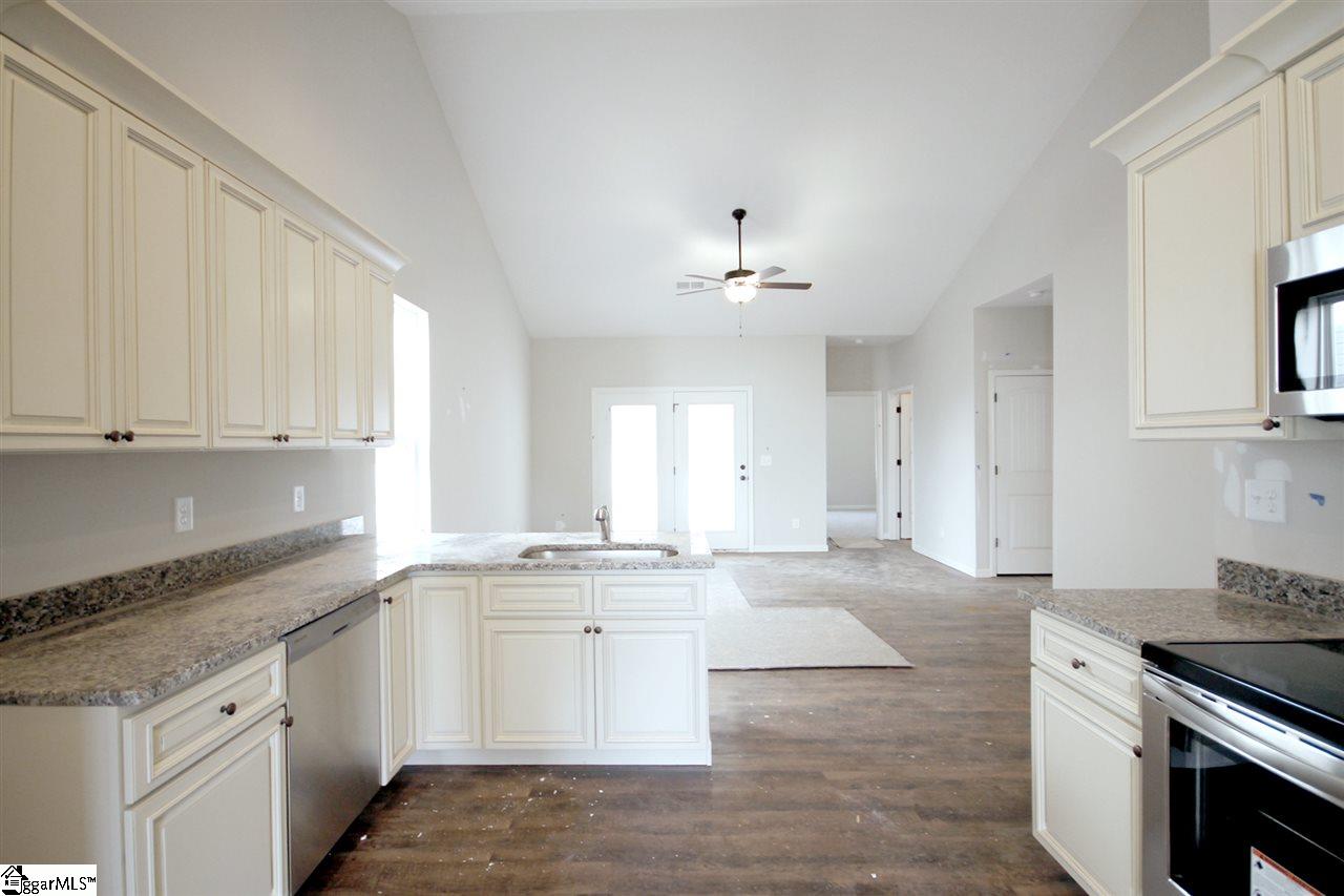 211 Magnolia Lane Pendleton, SC 29670 - Photo 8 of 35 Gallery Image 8