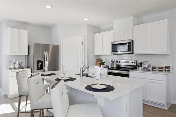 $382,990 | 3005 Grey Moss Drive, St. Cloud, FL 34773
