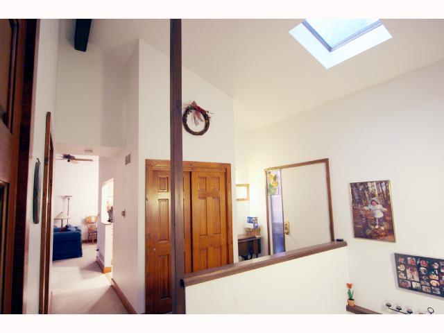 362 Allview Road Westerville, OH 43081 - Photo 8 of 13 Gallery Image 8
