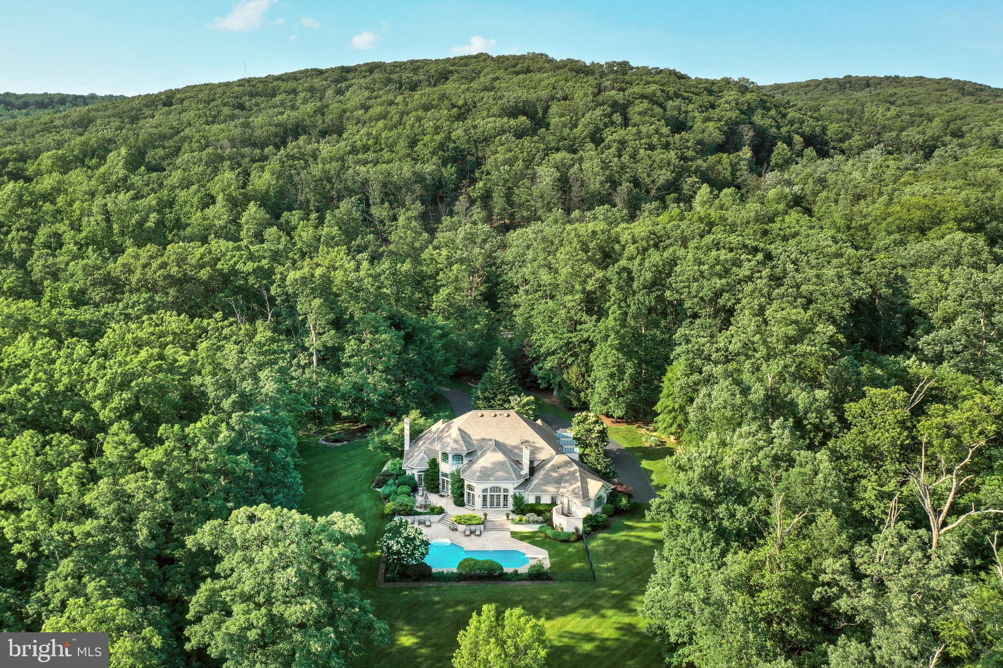 1962 Youngs Road Hanover, PA 17331 - Photo 4 of 104