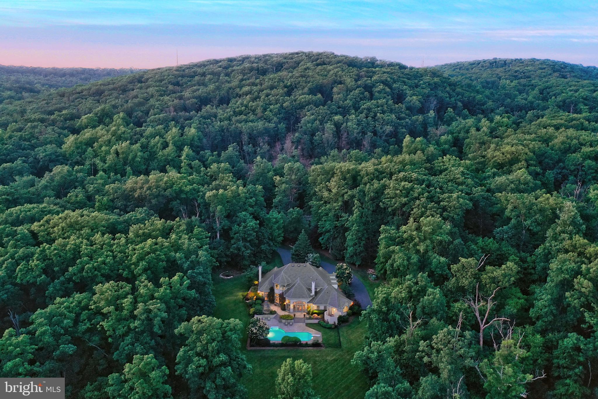 1962 Youngs Road Hanover, PA 17331 - Photo 5 of 104