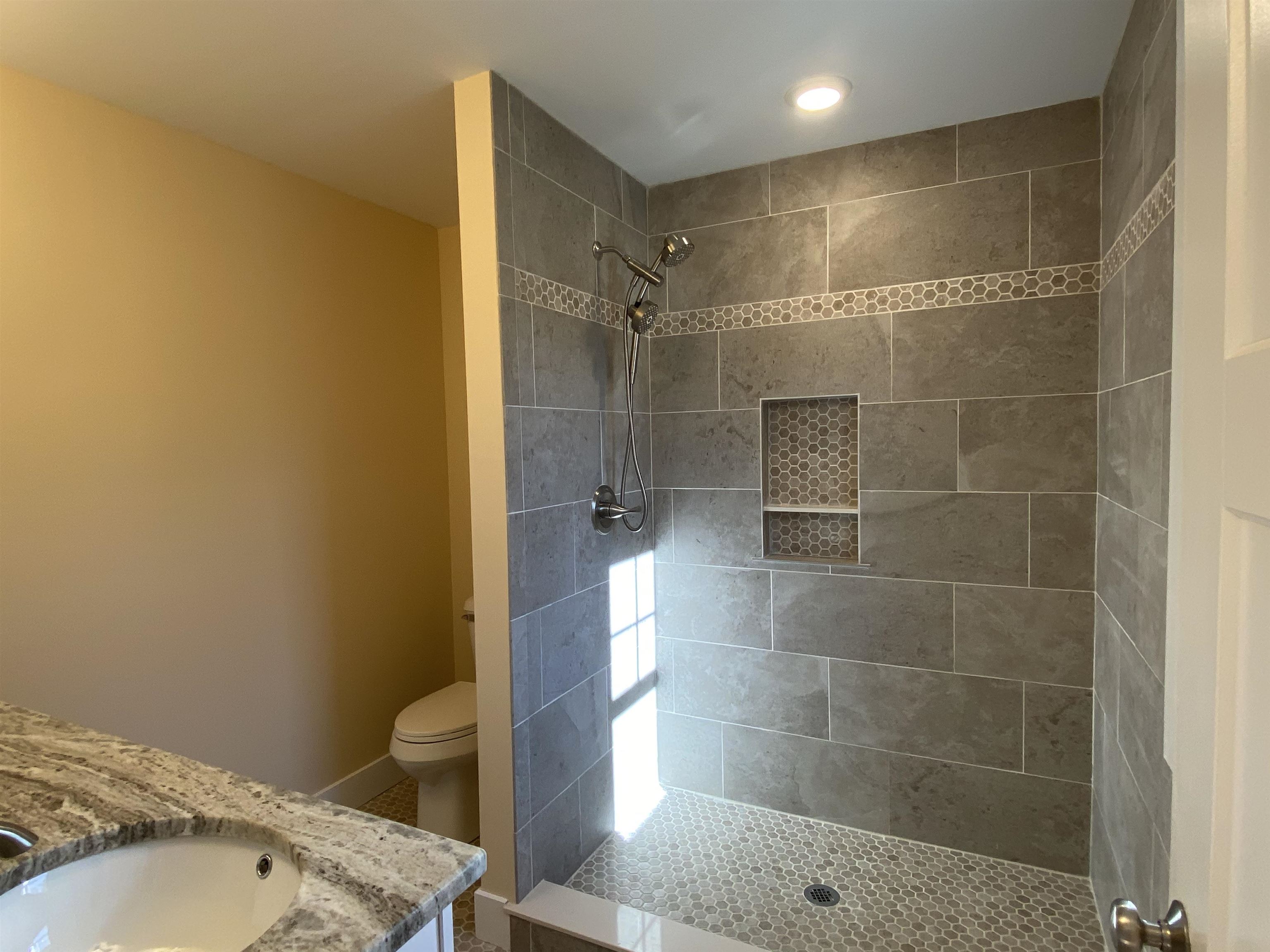 48 Lovell Road Stratham, NH 03885 - Photo 17 of 23