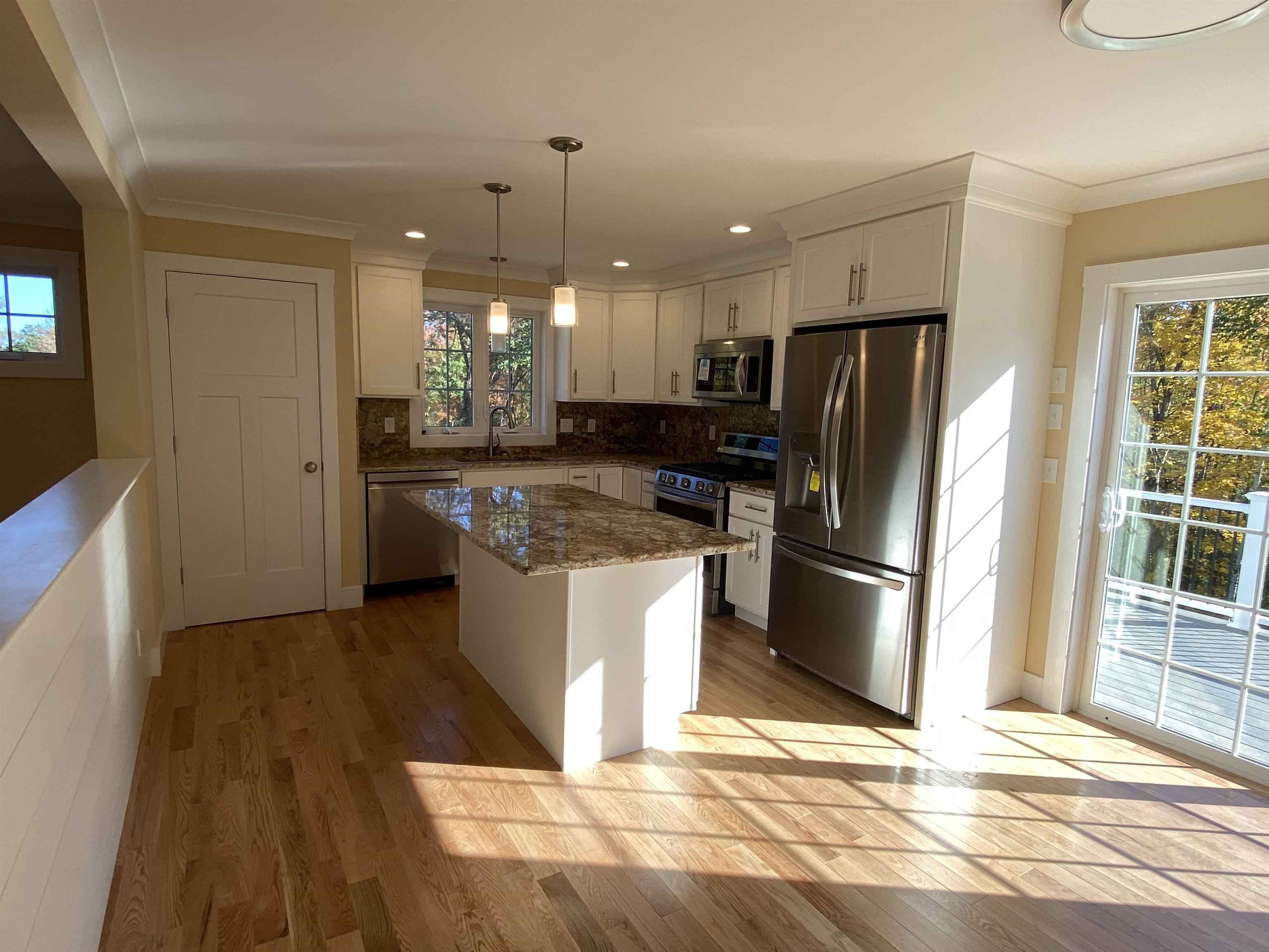 48 Lovell Road Stratham, NH 03885 - Photo 6 of 23