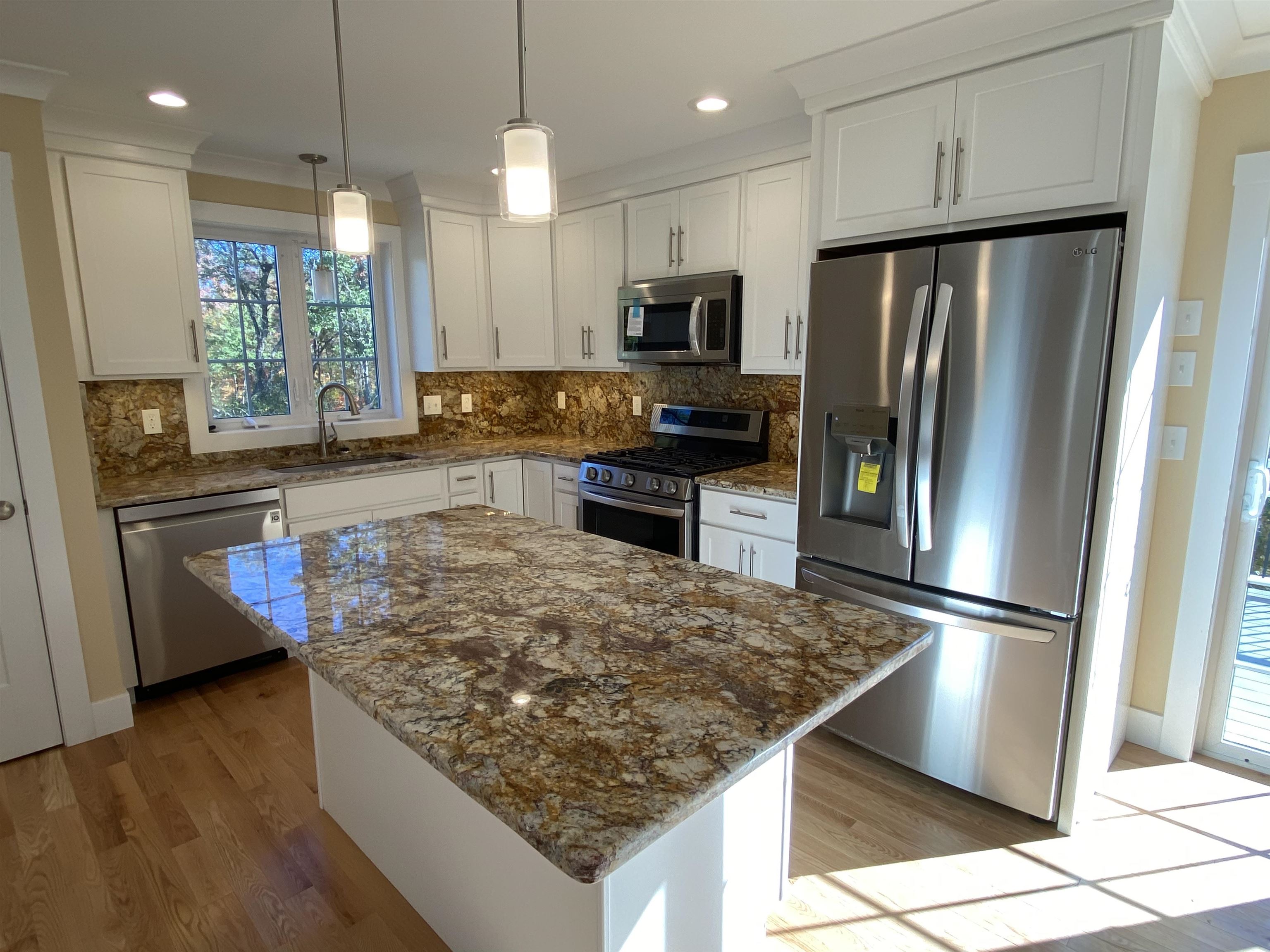 48 Lovell Road Stratham, NH 03885 - Photo 7 of 23