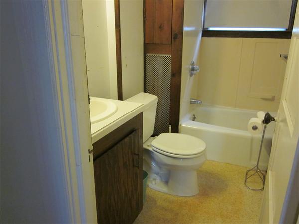 52 Warner Street Springfield, MA 01108 - Photo 8 of 16 Gallery Image 8