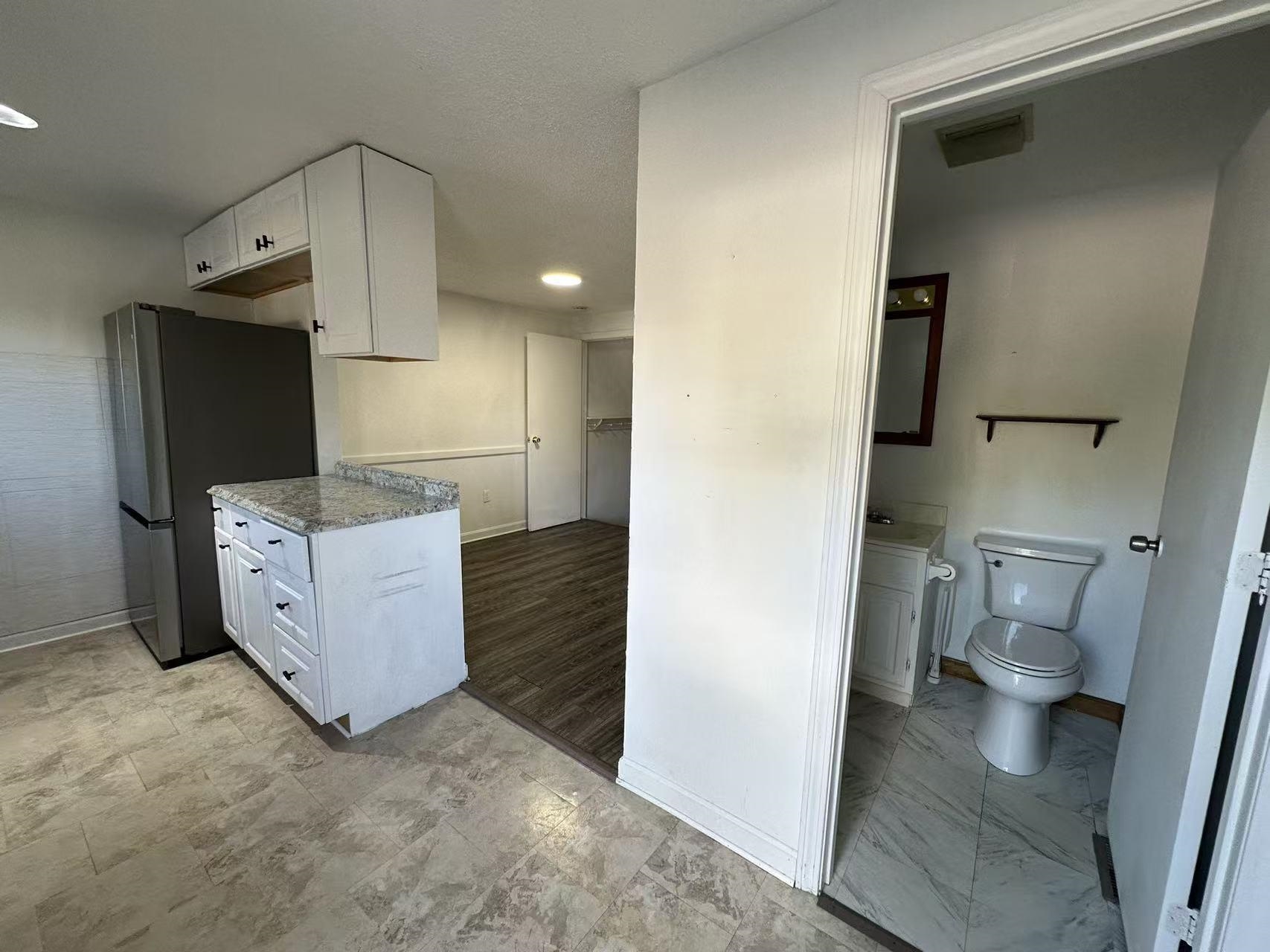 6 Pleasant Street, Unit B1 Hooksett, NH 03106 - Photo 11 of 36