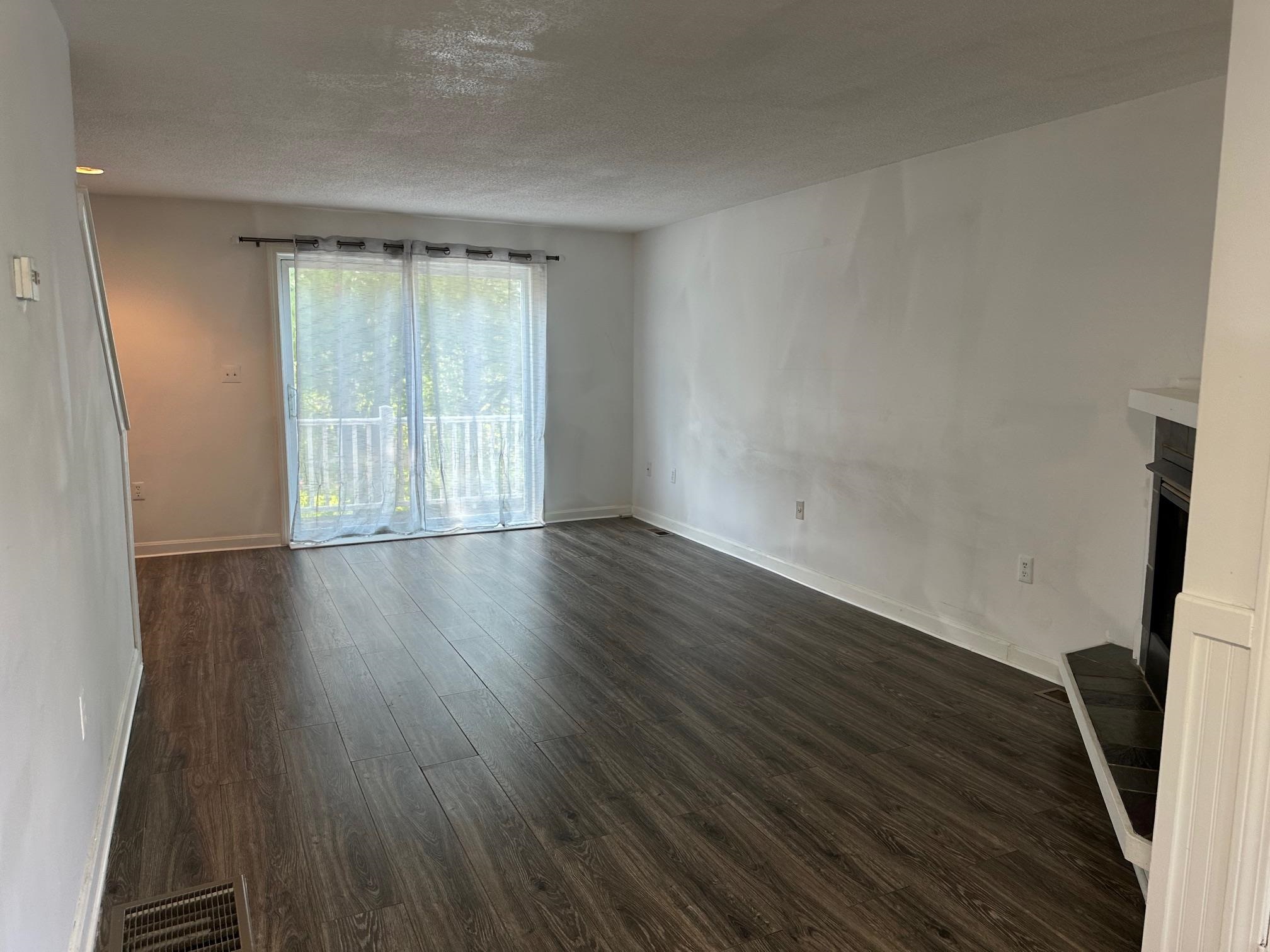 6 Pleasant Street, Unit B1 Hooksett, NH 03106 - Photo 16 of 36