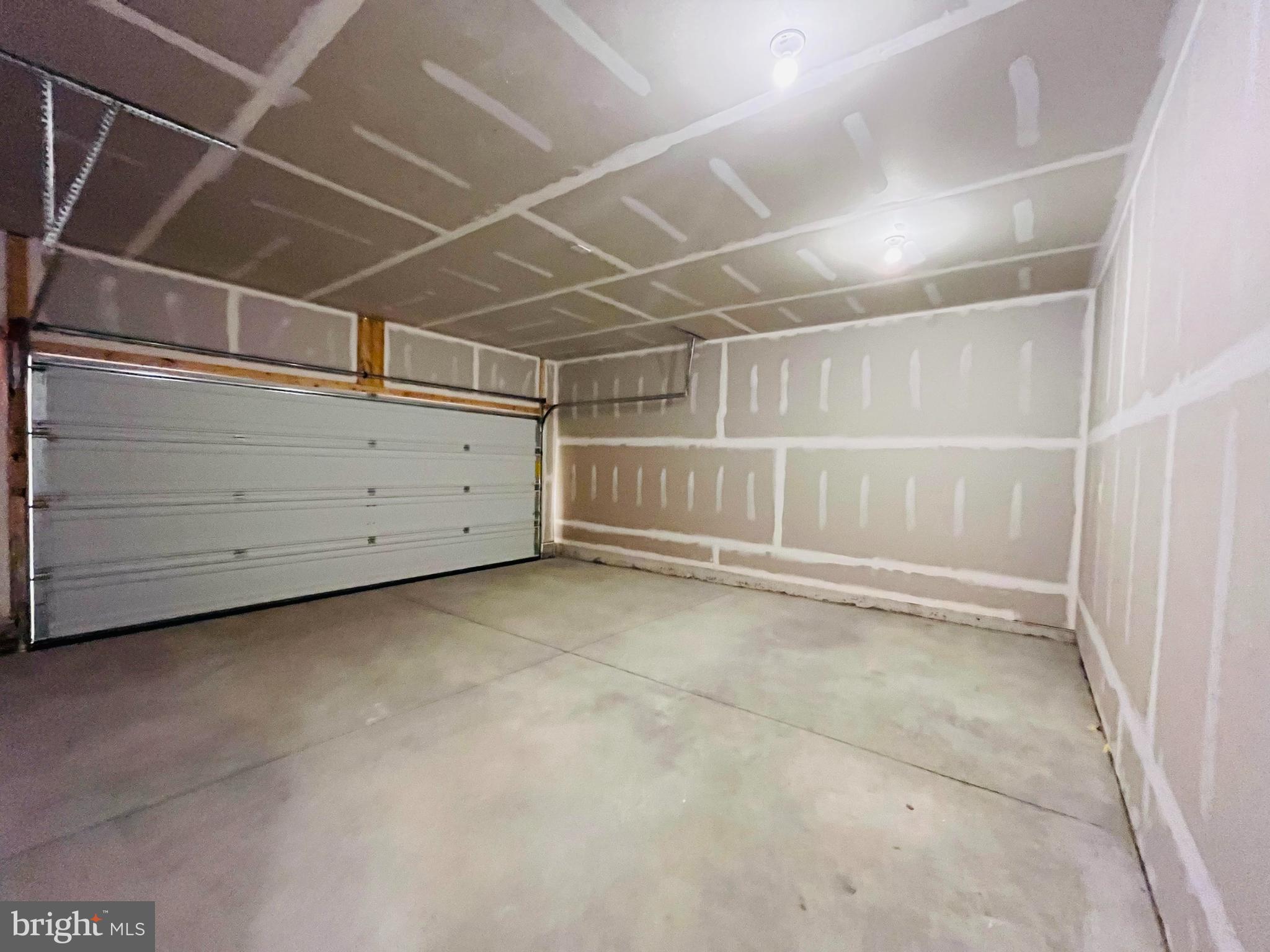 120 Ridgley Boulevard Dover, DE 19904 - Photo 14 of 17 a view of a garage