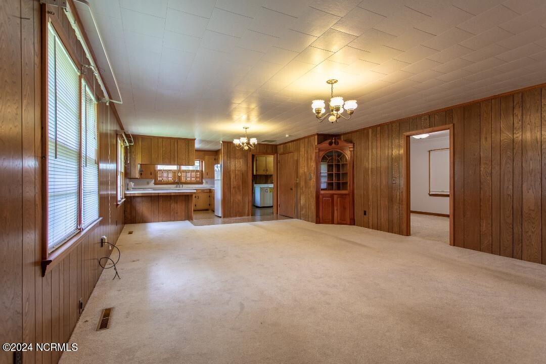 5889 Long Ridge Road Plymouth, NC 27962 - Photo 7 of 36 LivingRm1