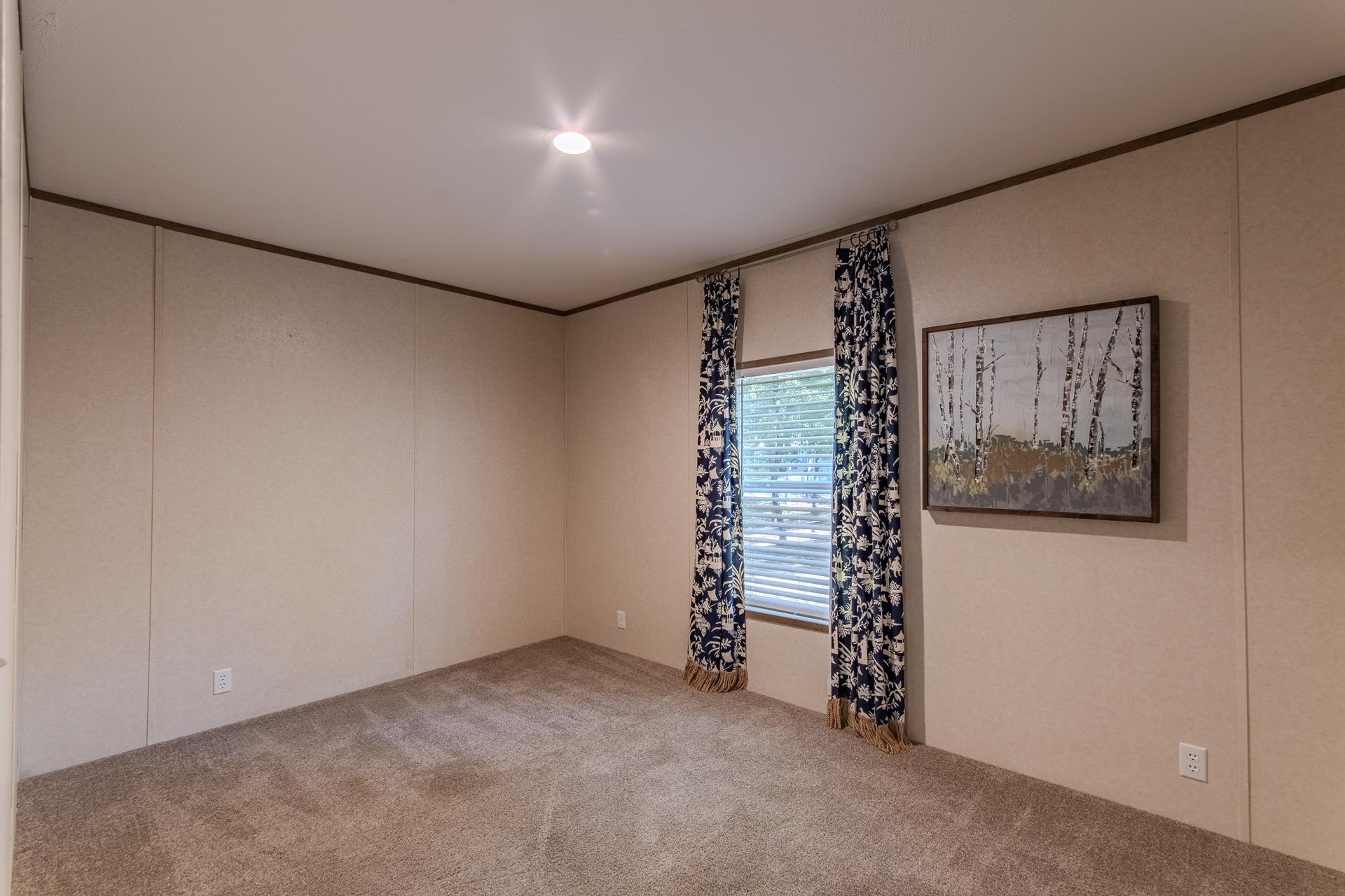 30 Chardonnay Way Counce, TN 38326 - Photo 25 of 37 a view of an empty room with a window
