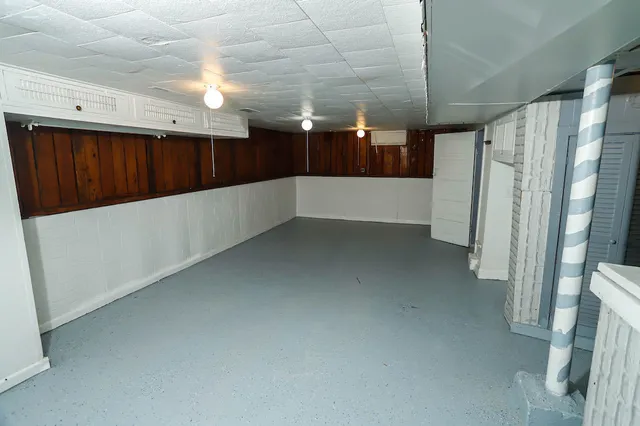 a view of a walk in closet