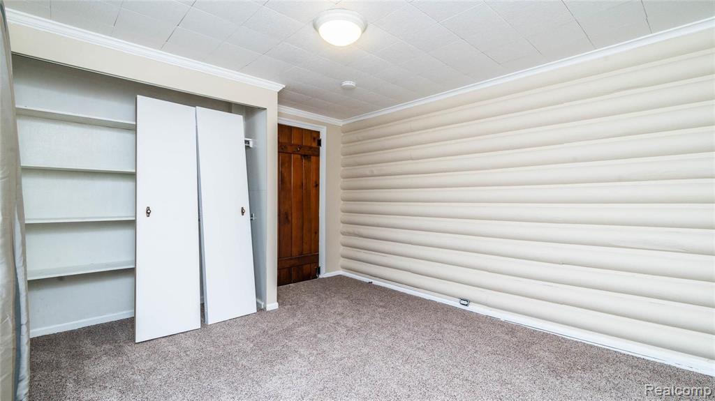 370 West Square Lake Road Troy, MI 48098 - Photo 33 of 68