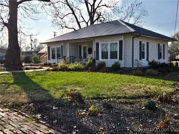 $149,900 | 700 Depot Avenue, Golden City, MO 64748