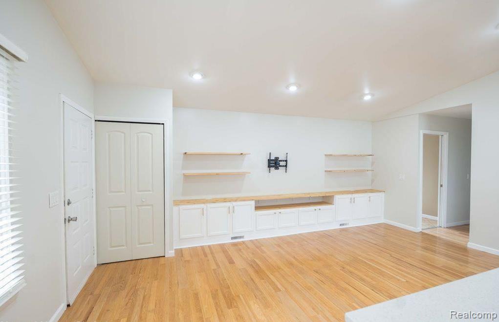 3452 Cone Avenue Rochester Hills, MI 48309 - Photo 8 of 21