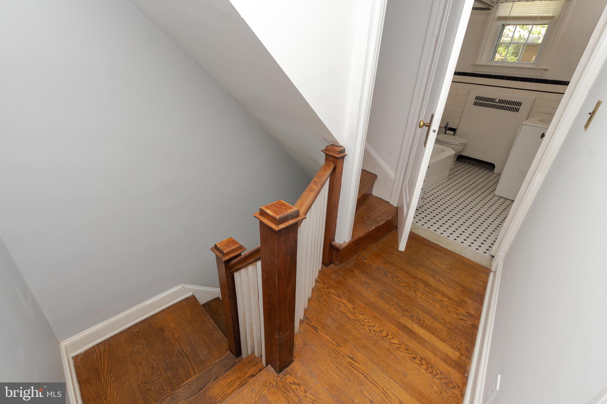 317 Murdock Road Baltimore, MD 21212 - Photo 23 of 39 Second level landing with entrance to 3rd level