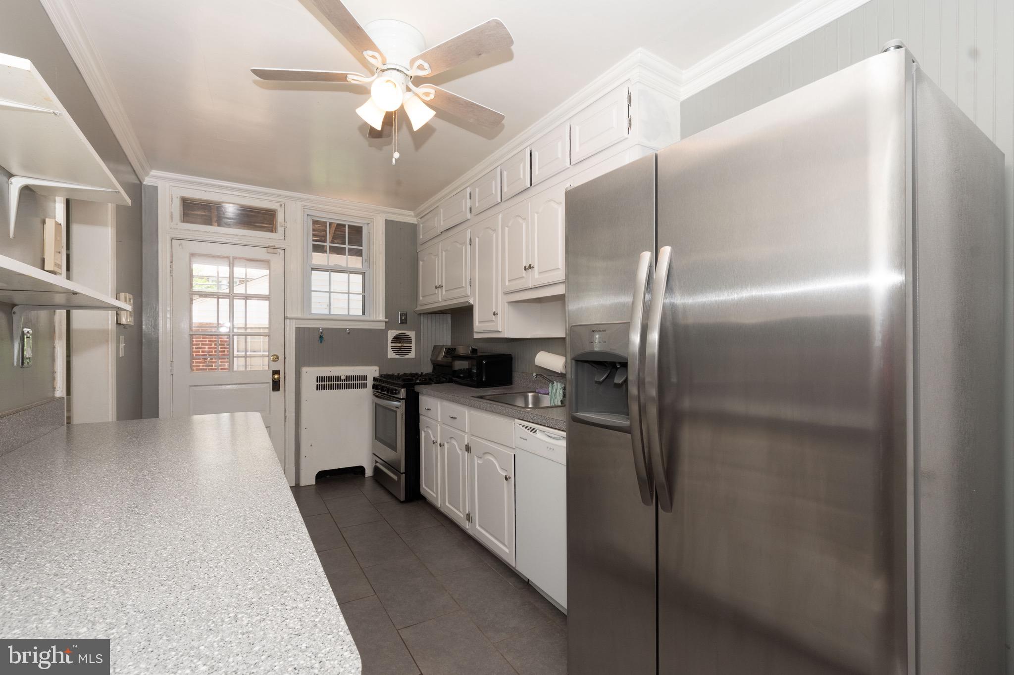 317 Murdock Road Baltimore, MD 21212 - Photo 10 of 39 Kitchen