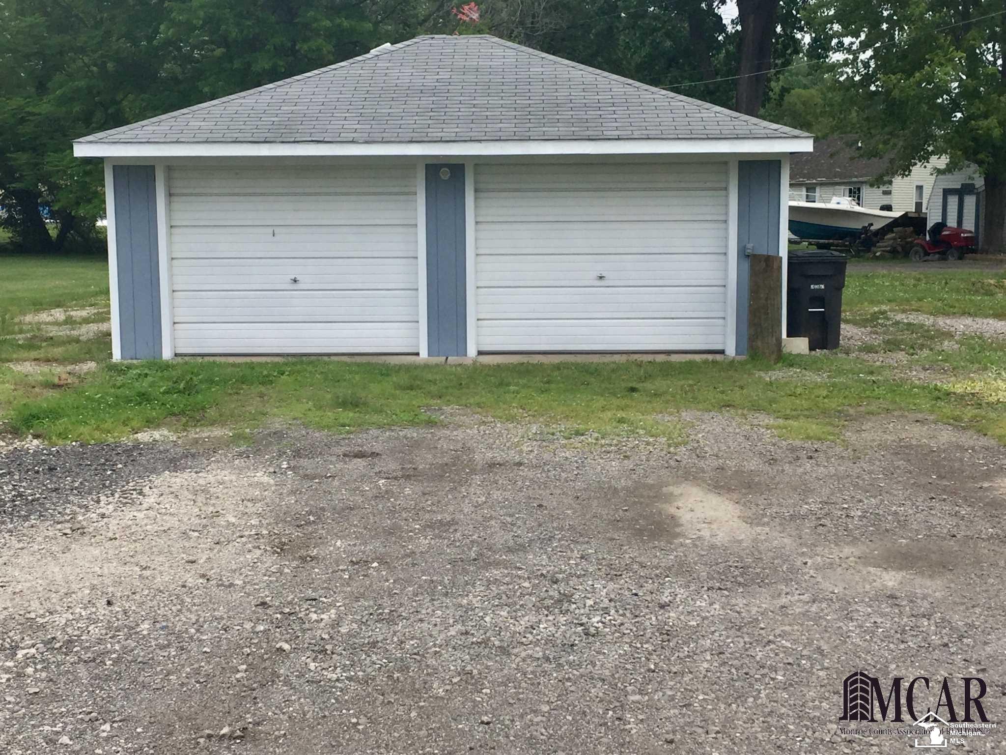 7022 Star Lane Road Newport, MI 48166 - Photo 19 of 21 21460530-18.JPG