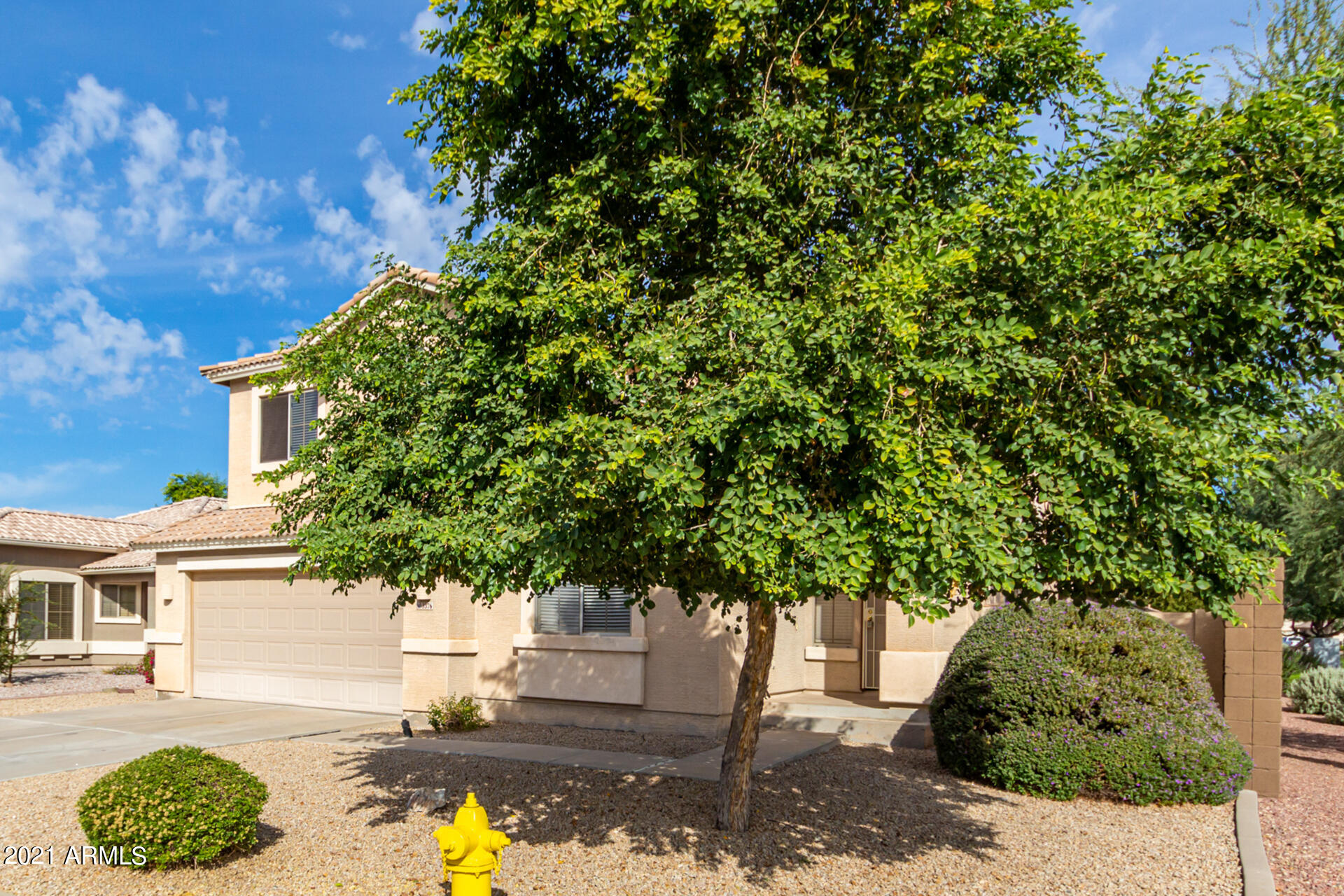 3376 East Warbler Road Gilbert, AZ 85297 - Photo 3 of 36 0001-02 Warbler
