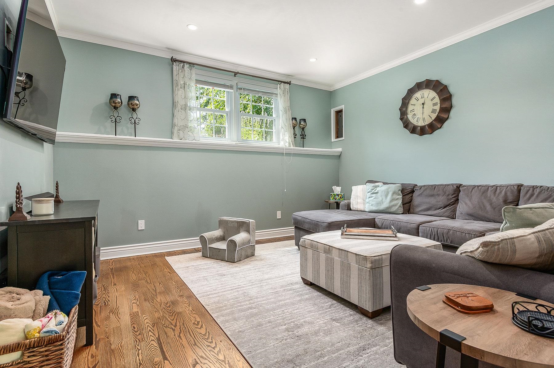 27 High Street Stratham, NH 03885 - Photo 14 of 42 Gallery Image 14