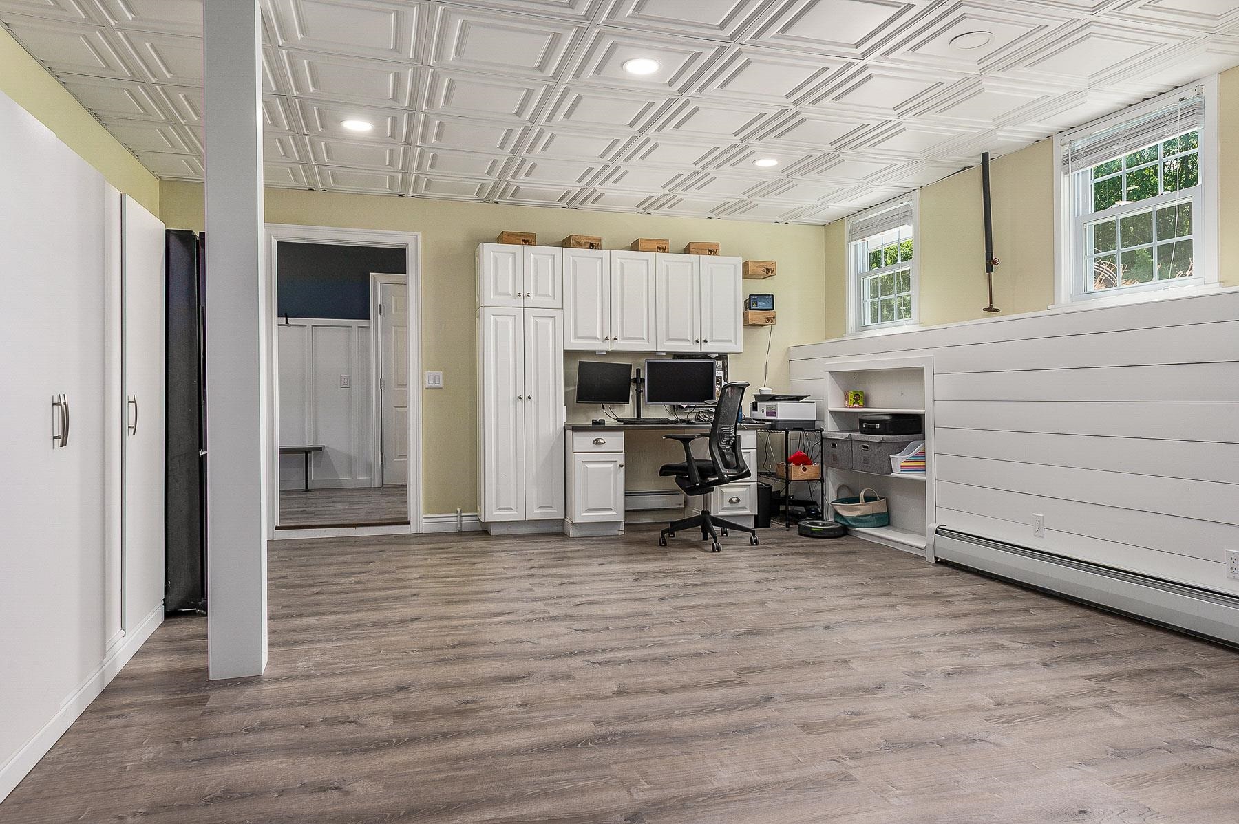 27 High Street Stratham, NH 03885 - Photo 31 of 42 Gallery Image 31