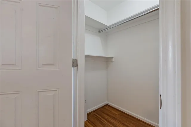 $398,000 | 183 East River Road, Unit D3, Des Plaines, IL 60016