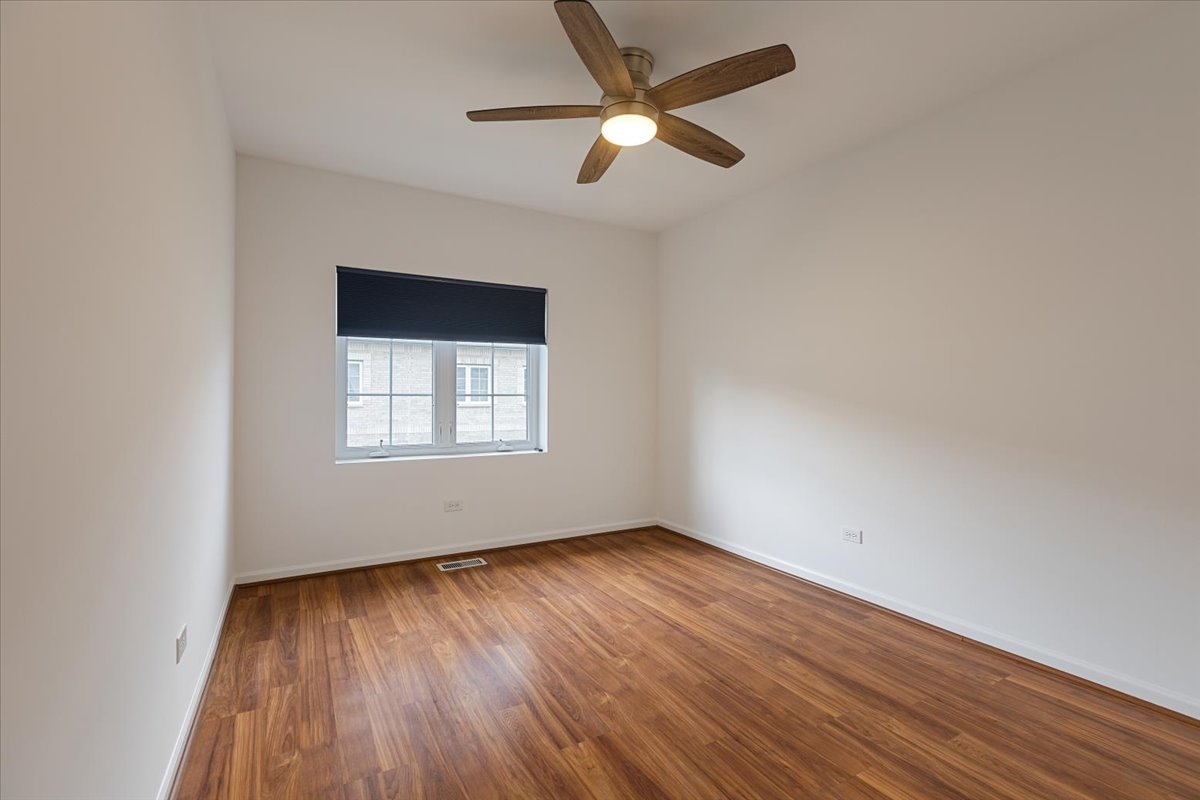183 East River Road, Unit D3 Des Plaines, IL 60016 - Photo 17 of 29 Gallery Image 17