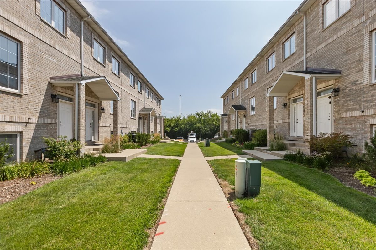 183 East River Road, Unit D3 Des Plaines, IL 60016 - Photo 29 of 29 Gallery Image 29
