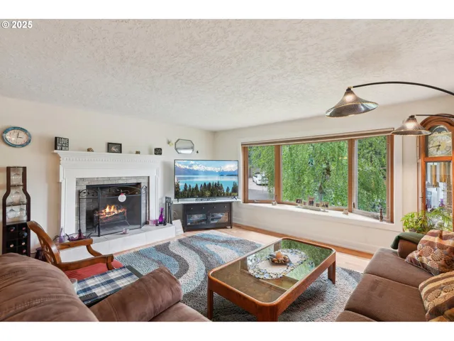 $549,900 | 2202 Northeast 203rd Avenue, Fairview, OR 97024