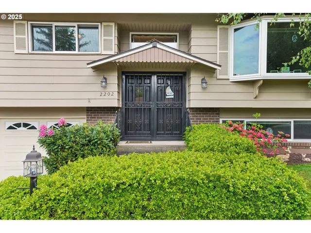 $549,900 | 2202 Northeast 203rd Avenue, Fairview, OR 97024