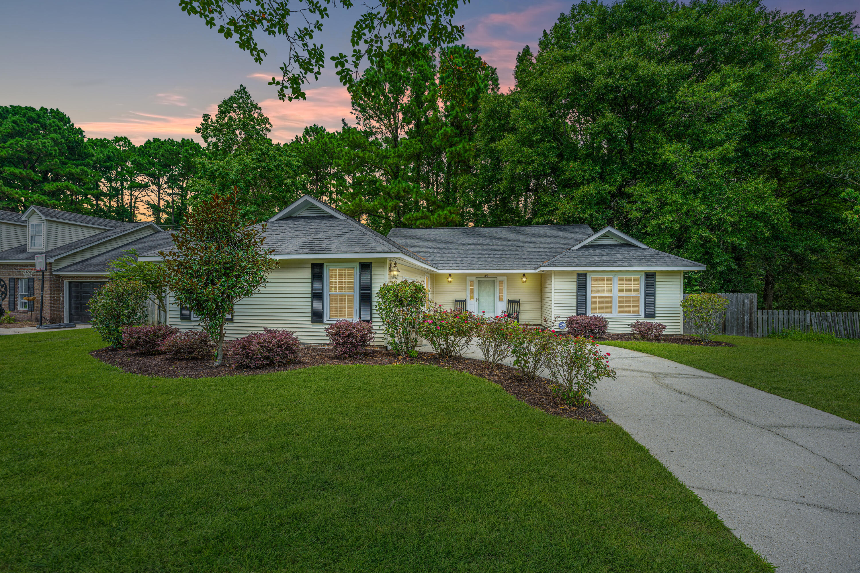 29 Fieldfare Way Charleston, SC 29414 - Photo 1 of 28 29 Fieldfare