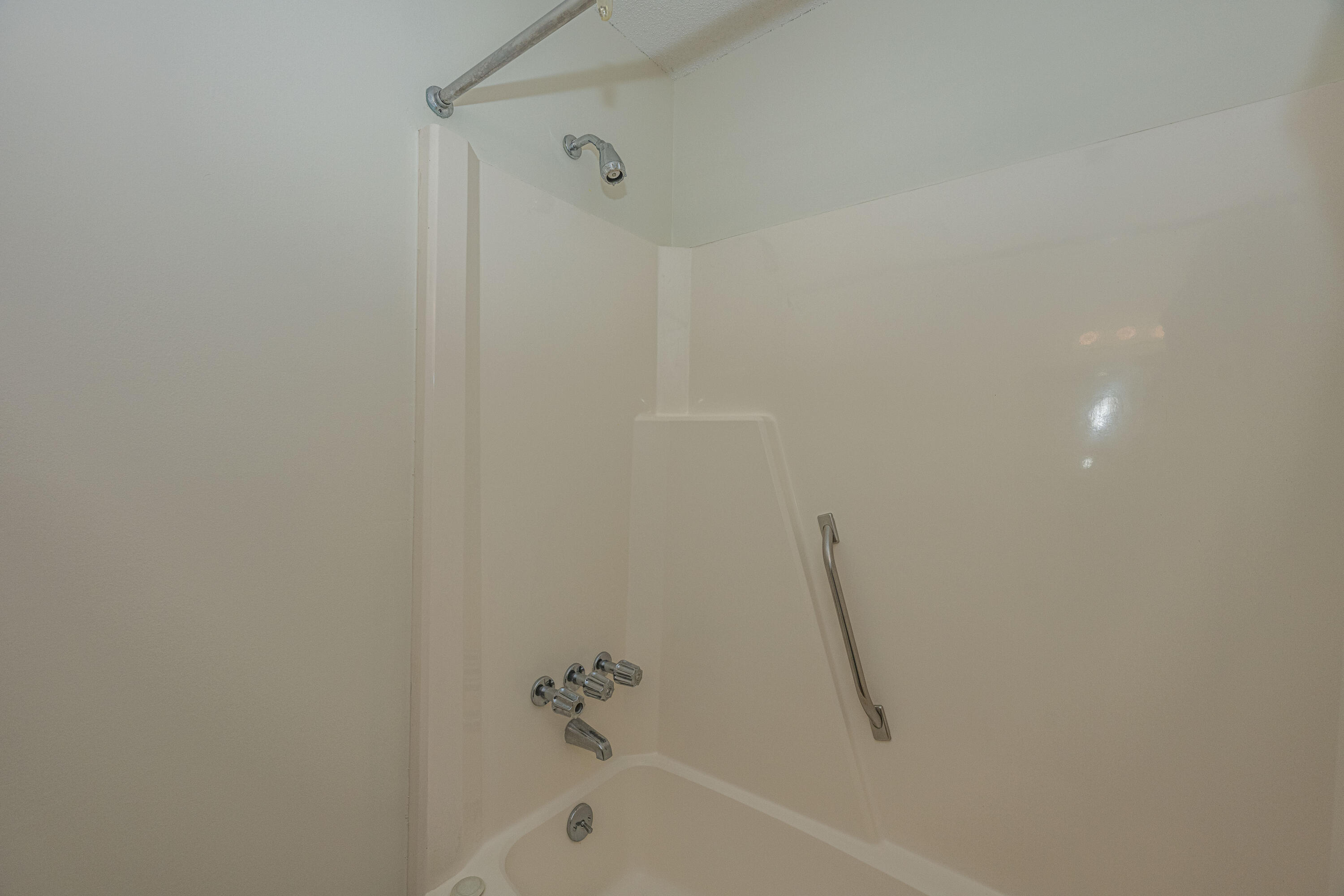 29 Fieldfare Way Charleston, SC 29414 - Photo 20 of 28 Secondary Bath