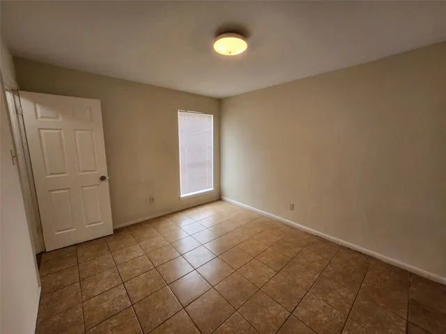 $1,395 | 2404 Audubon Place, Unit B, Austin, TX 78741