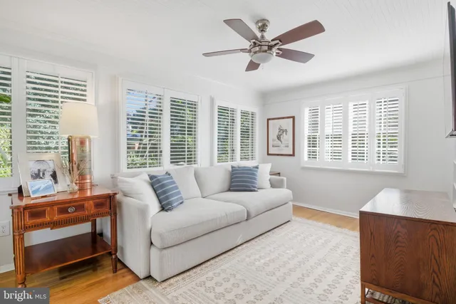 $1,075,000 | 6032 Grove Drive, Alexandria, VA 22307