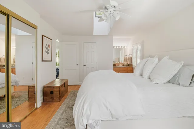 $1,075,000 | 6032 Grove Drive, Alexandria, VA 22307