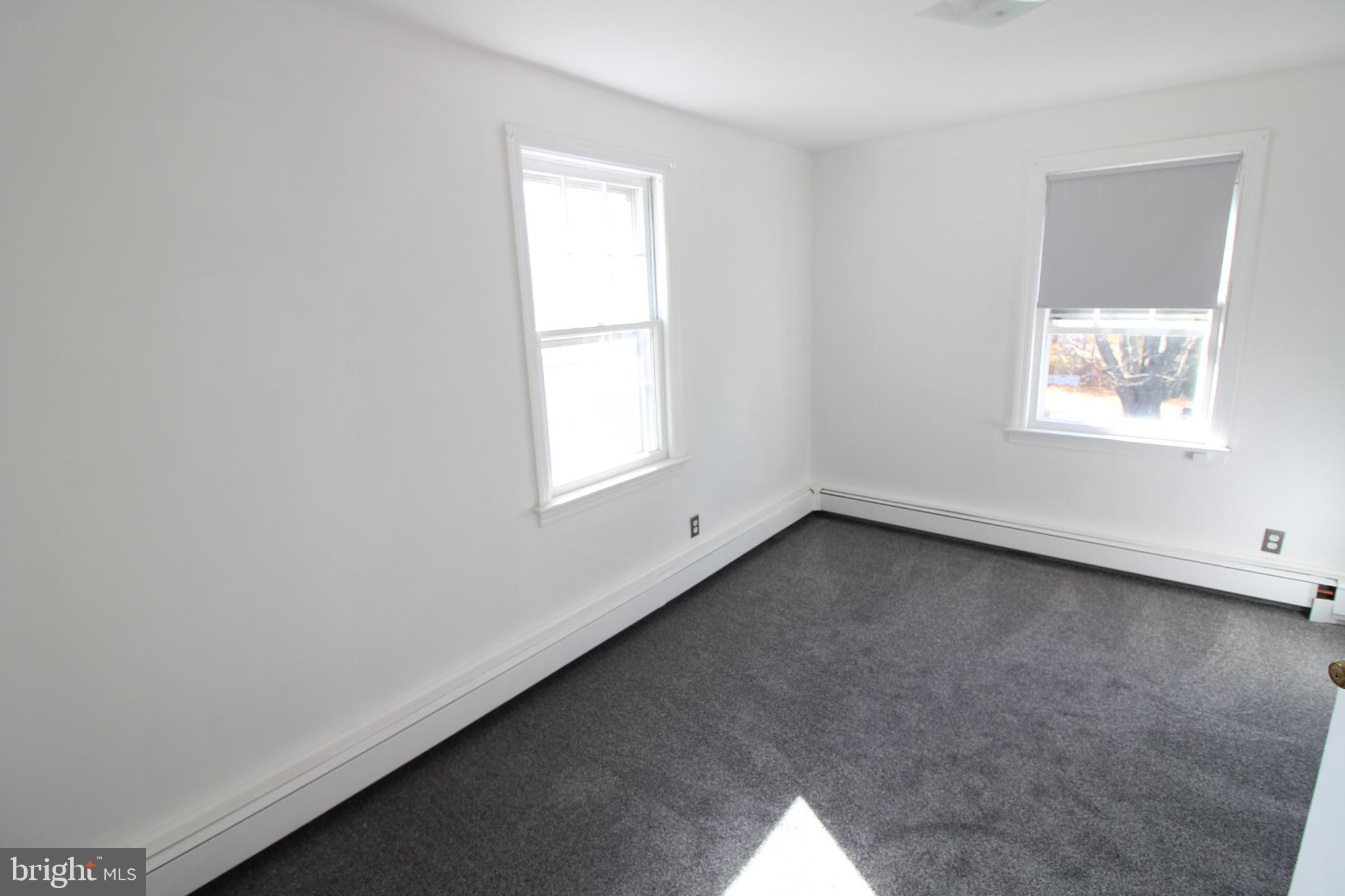 1 Pingree Court Ewing, NJ 08618 - Photo 15 of 31 an empty room with a window