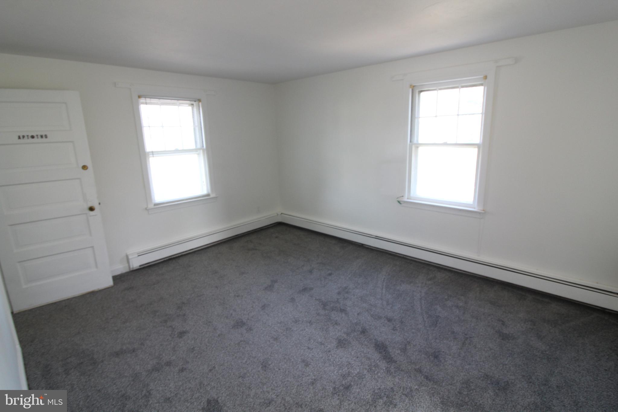 1 Pingree Court Ewing, NJ 08618 - Photo 25 of 31 an empty room with a window
