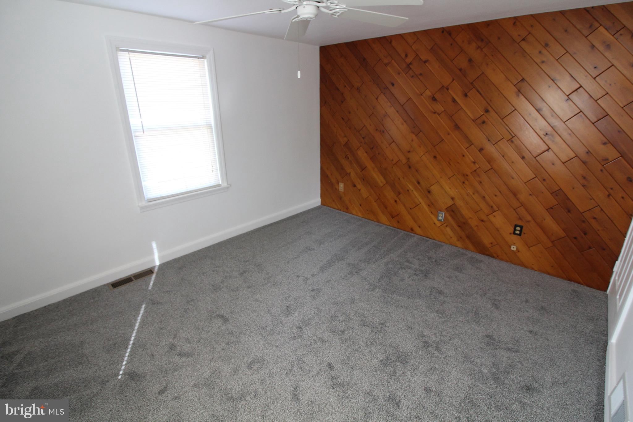 1 Pingree Court Ewing, NJ 08618 - Photo 7 of 31 an empty room with windows