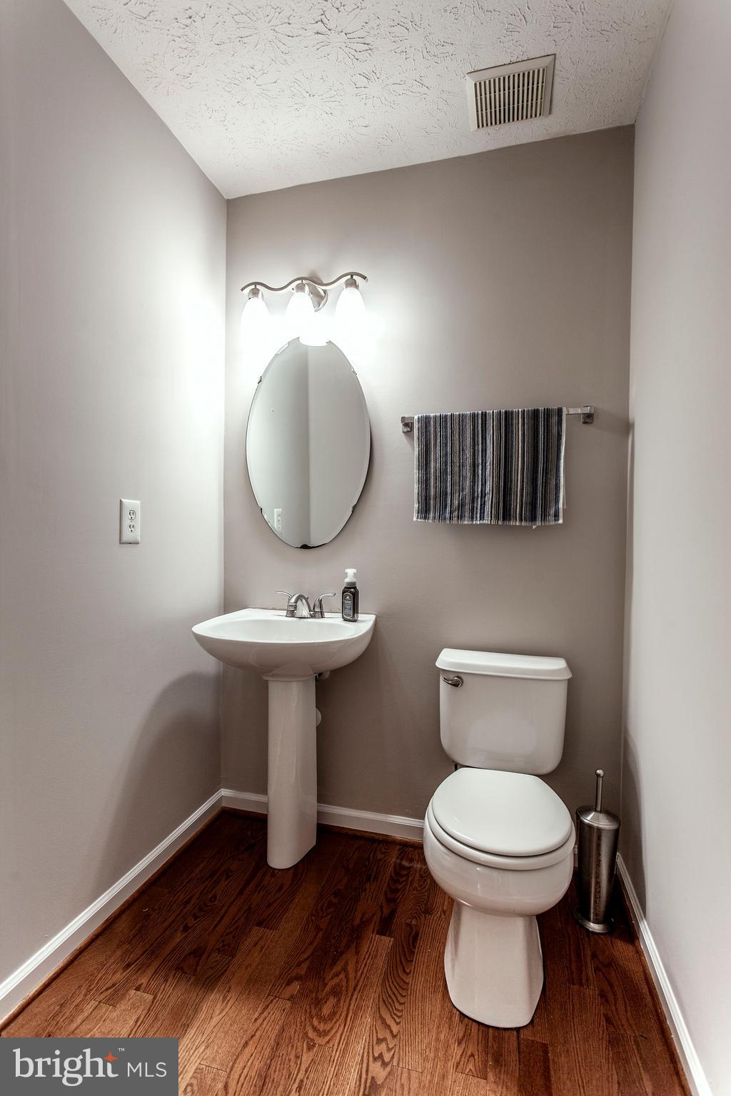 Powder room
