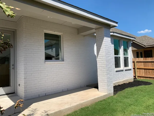 $2,995 | 1048 Easy Gruene, New Braunfels, TX 78130