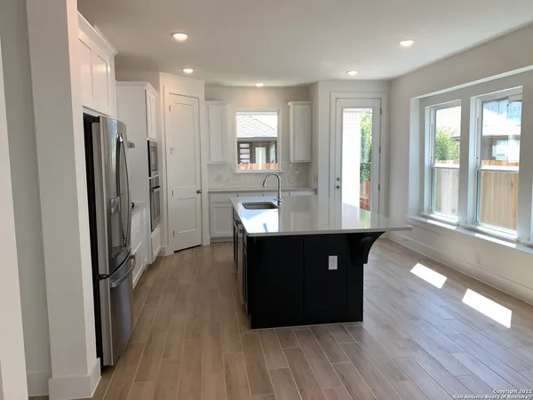 $2,995 | 1048 Easy Gruene, New Braunfels, TX 78130