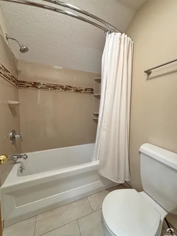 $489,900 | 2109 Riviera Drive, Lawrence, KS 66047