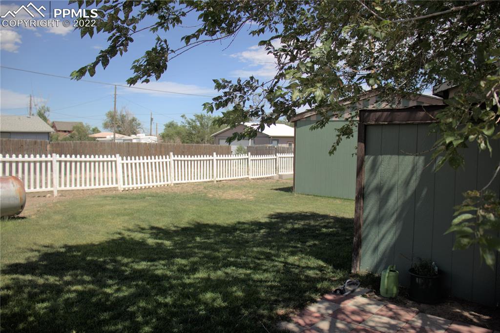 728 Graphite Street Florence, CO 81226 - Photo 24 of 30 a view of a garden