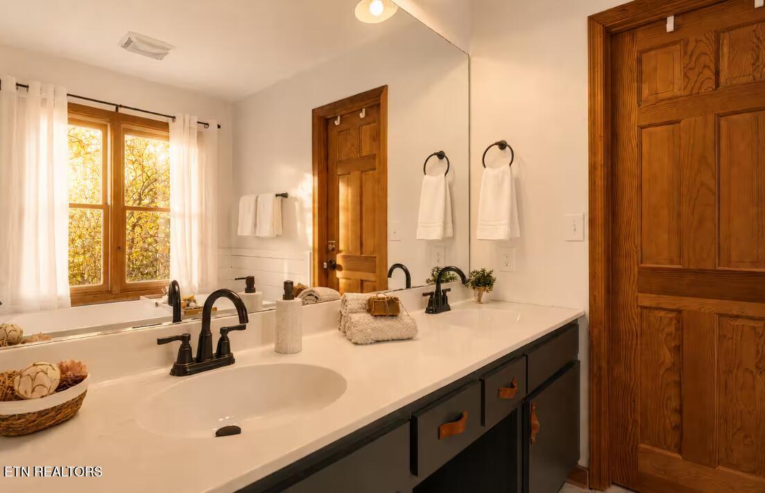 2489 Upper Middle Creek Road Sevierville, TN 37876 - Photo 28 of 47 Screenshot 2026-07-13 160323