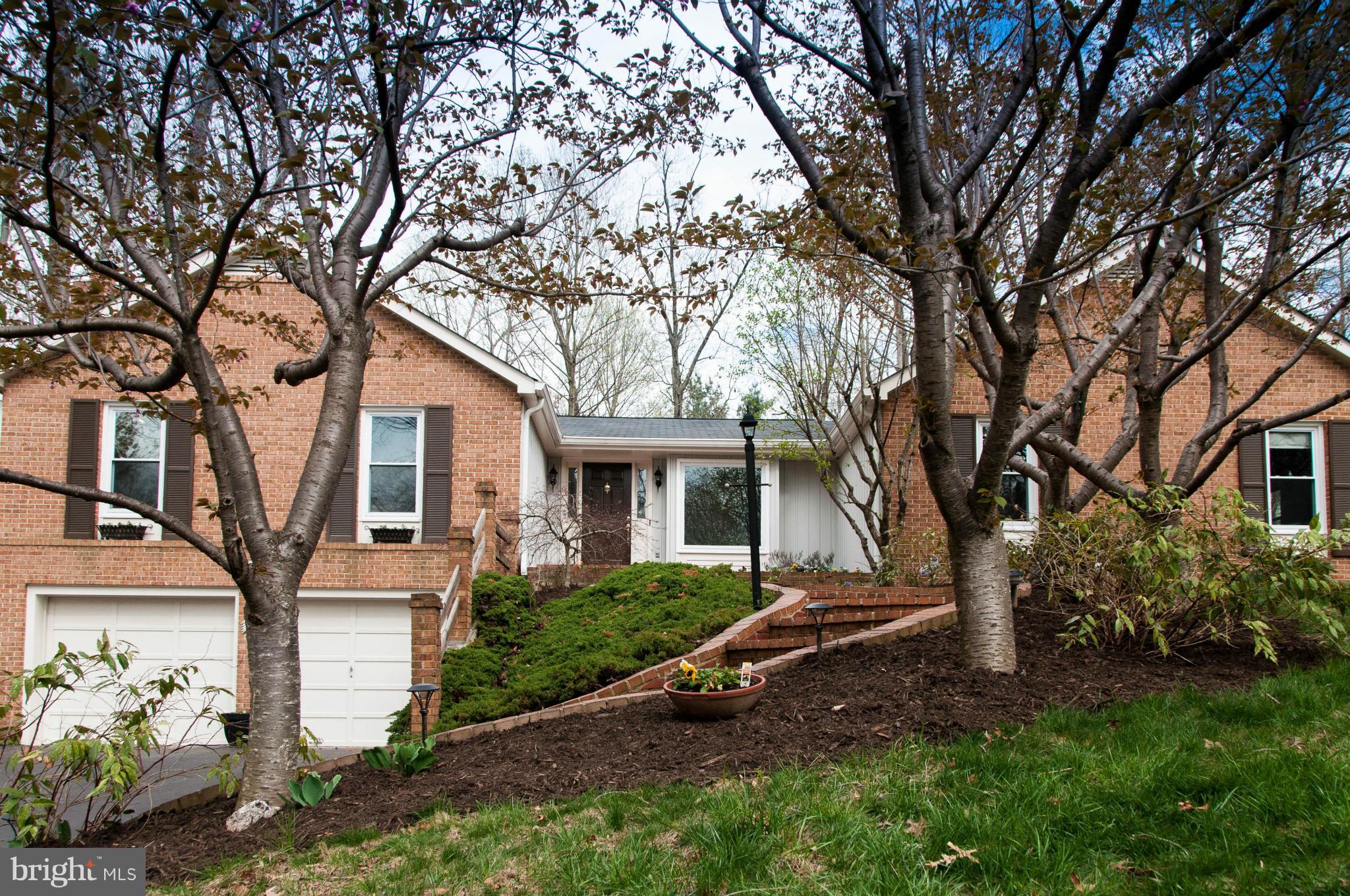 11662 Havenner Road Fairfax Station, VA 22039 - Photo 2 of 30 a view of a house with a yard