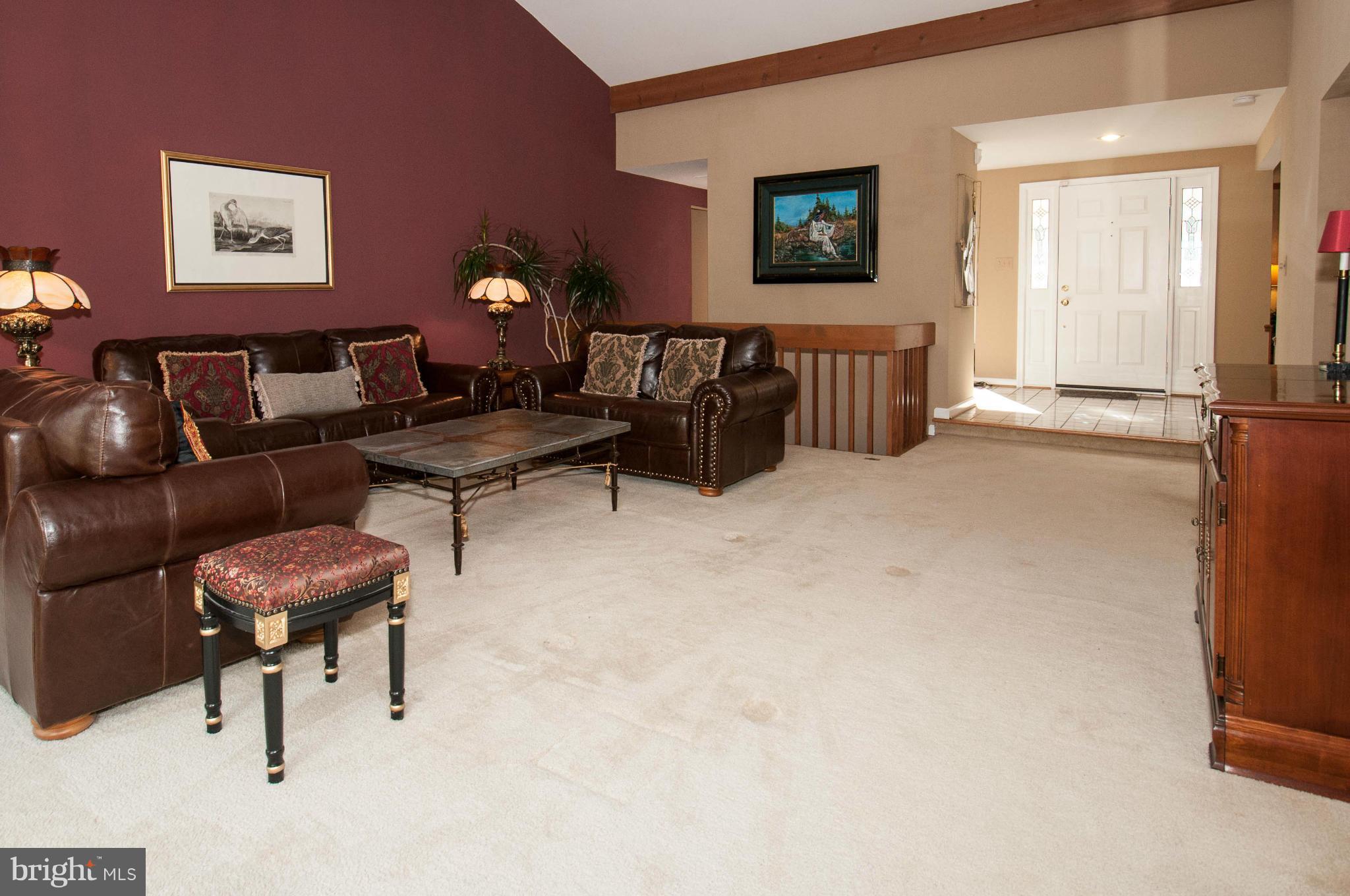 11662 Havenner Road Fairfax Station, VA 22039 - Photo 7 of 30 a living room with furniture and a window