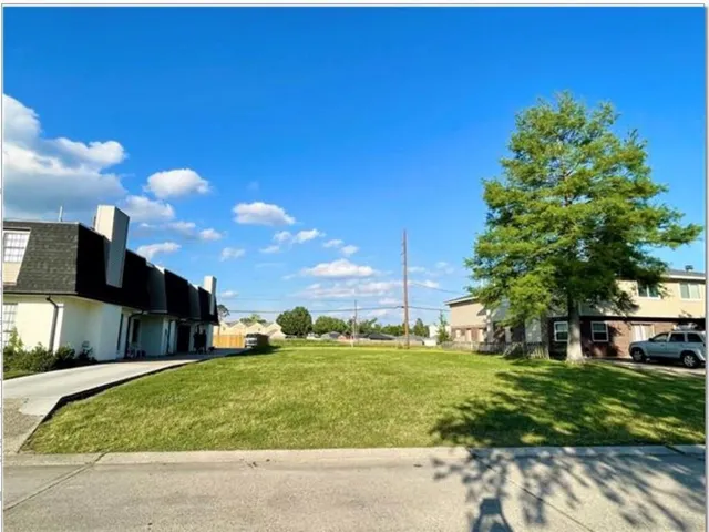 $125,000 | 87 Carriage Lane, Destrehan, LA 70047