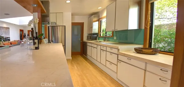 $11,500 | 1025 Indiana Avenue, Venice, CA 90291