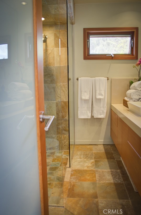 1025 Indiana Avenue Venice, CA 90291 - Photo 27 of 42