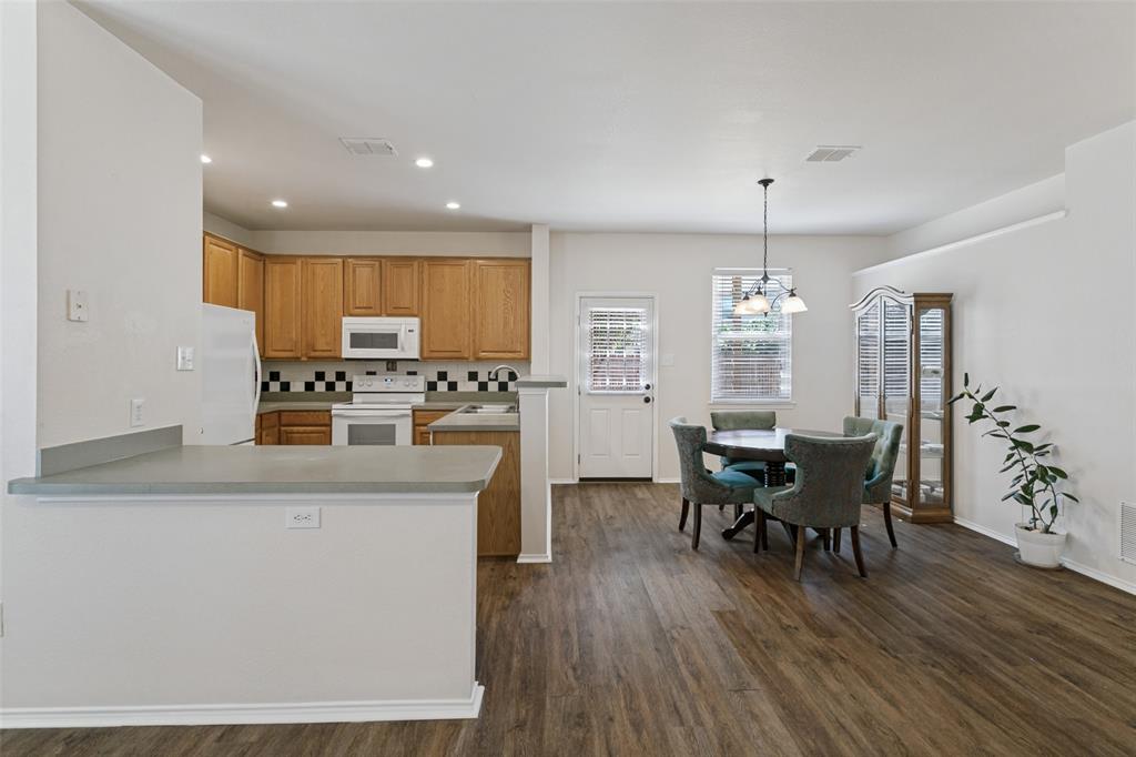 8405 Ram Ridge Road Fort Worth, TX 76137 - Photo 8 of 26 Gallery Image 8