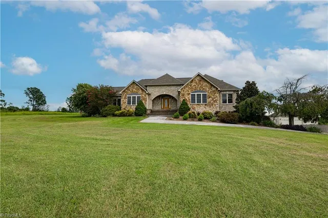 $12,000,000 | 13177 Philpott Road, Alton, VA 24520